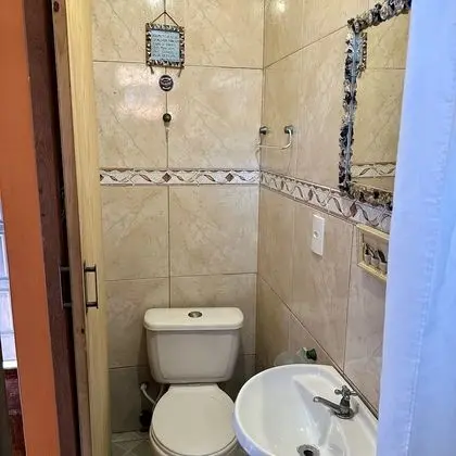 Standard Üç Kişilik Oda, Avlu Manzaralı