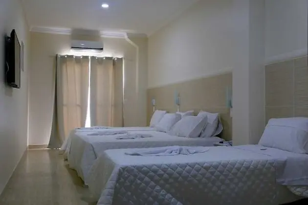 Üç Kişilik Oda