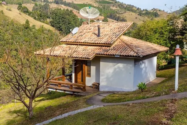 Chalé com Hidro - Vista Vale