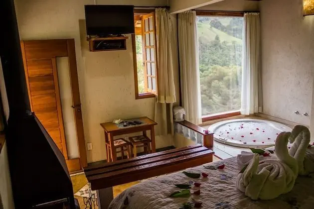 Chalé com Hidro - Vista Vale