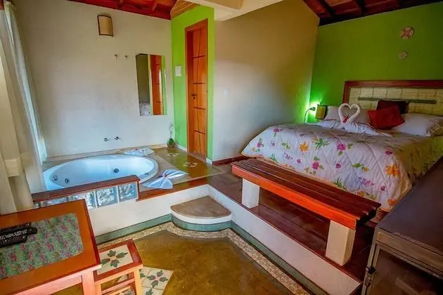 Chalé com Hidro - Vista Vale