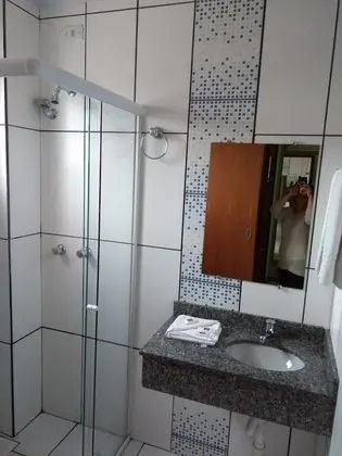 Üç Kişilik Oda, Birden Çok Yatak, Sigara İçilmez