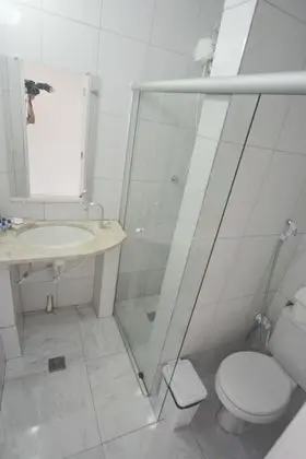 Standard Dört Kişilik Oda