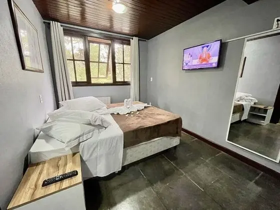 Tek Büyük Yataklı Oda