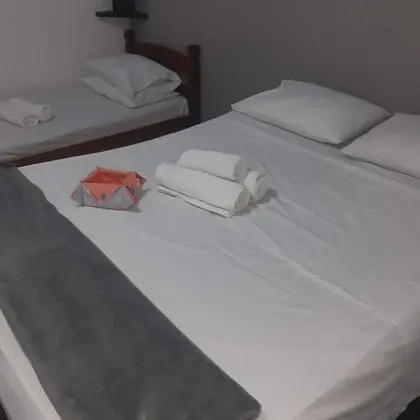 Basic Üç Kişilik Oda, Birden Çok Yatak