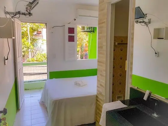 Tek Büyük Yataklı Oda, Balkon