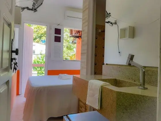 Tek Büyük Yataklı Oda, Balkon
