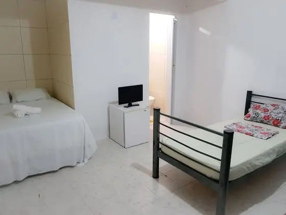 Üç Kişilik Oda