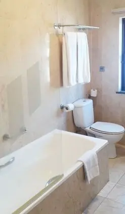 Standard Tek Büyük veya İki Ayrı Yataklı Oda