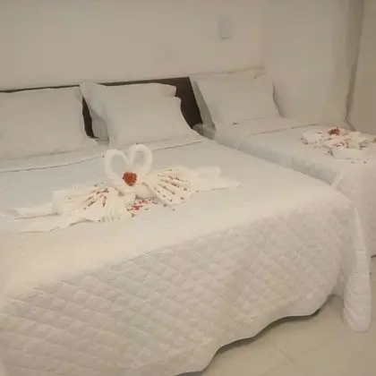 Üç Kişilik Oda