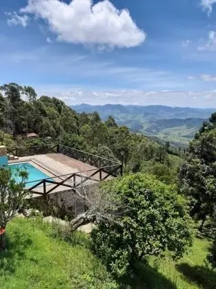 Standard Dört Kişilik Oda