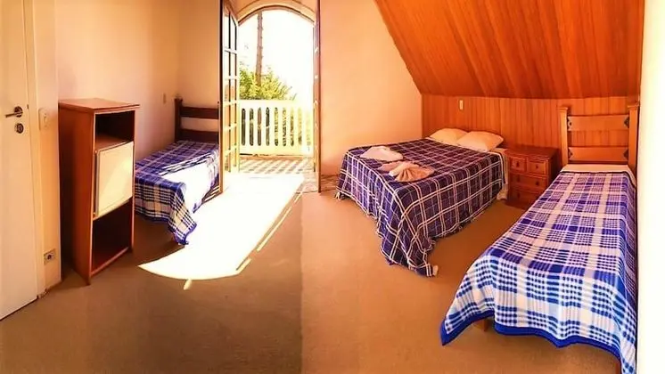 Dört Kişilik Oda, Dağ Manzaralı