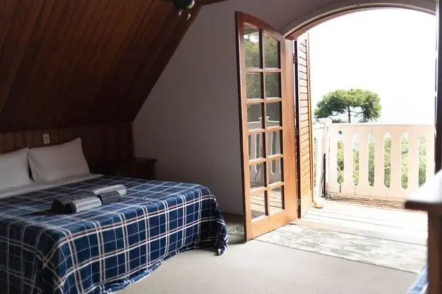 Dört Kişilik Oda, Dağ Manzaralı