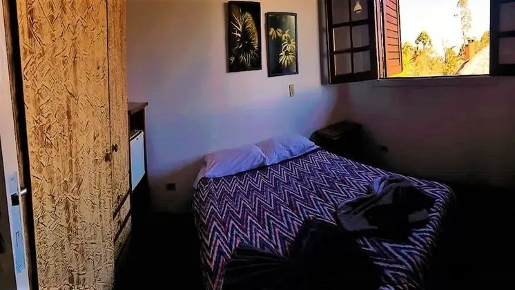 Tek Büyük veya İki Ayrı Yataklı Oda, Dağ Manzaralı