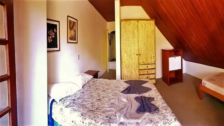 Tek Büyük veya İki Ayrı Yataklı Oda, Dağ Manzaralı