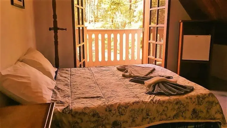 Tek Büyük veya İki Ayrı Yataklı Oda, Dağ Manzaralı