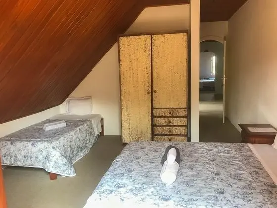 Tek Büyük veya İki Ayrı Yataklı Oda, Dağ Manzaralı