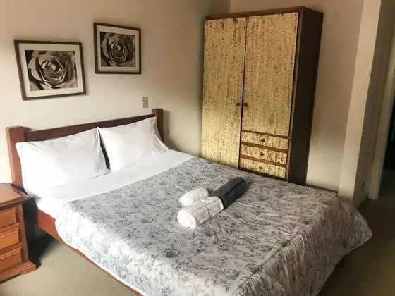 Üç Kişilik Oda, Dağ Manzaralı