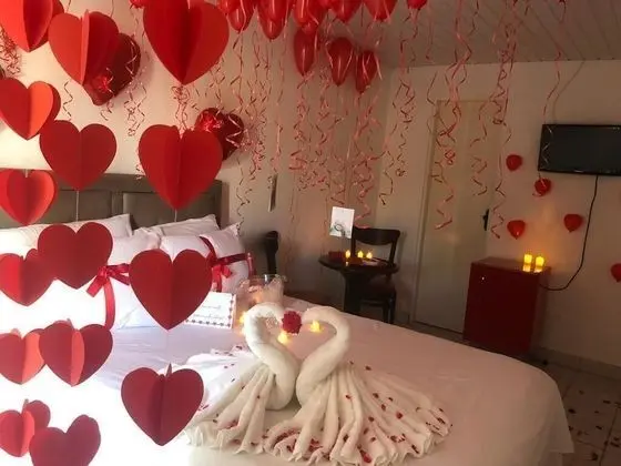 Tek Büyük Yataklı Oda