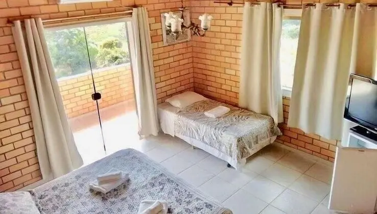 Family Tek Büyük Yataklı Oda