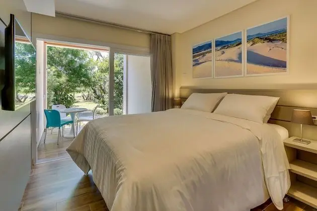 Quarto Duplo Luxo Térreo