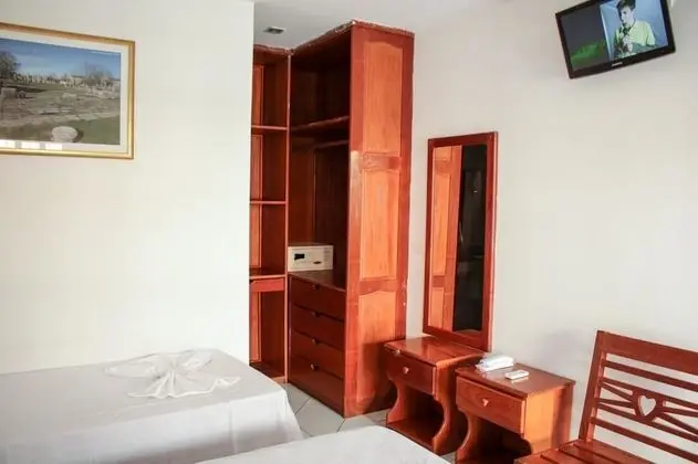 Tek Büyük veya İki Ayrı Yataklı Oda, 1 Çift Kişilik Yatak