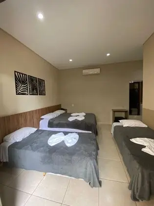 Üç Kişilik Oda