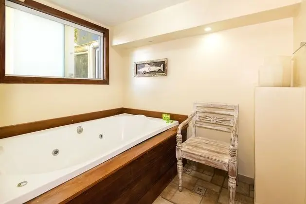 Luxury Tek Büyük Yataklı Oda