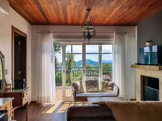 Honeymoon Dağ Evi, Küvet, Dağ Manzaralı