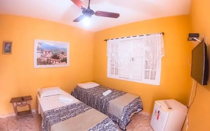 Economy İki Ayrı Yataklı Oda (Com Ventilador)