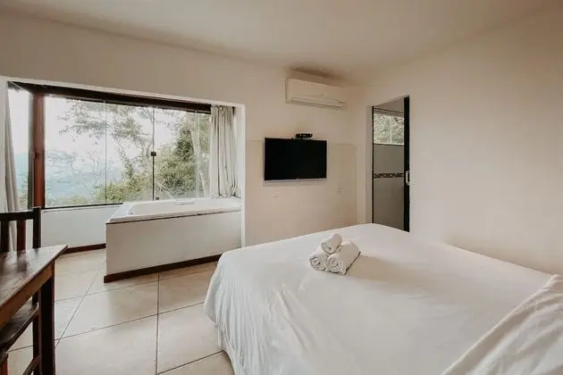 Junior Tek Büyük Yataklı Oda