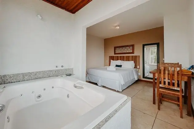 Junior Tek Büyük Yataklı Oda