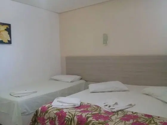 Üç Kişilik Oda