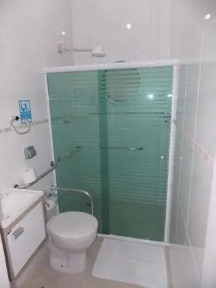 Standard Tek Büyük veya İki Ayrı Yataklı Oda