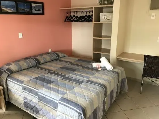 Tek Büyük Yataklı Oda, Buzdolabı ve Mikrodalga (Piso Superior)