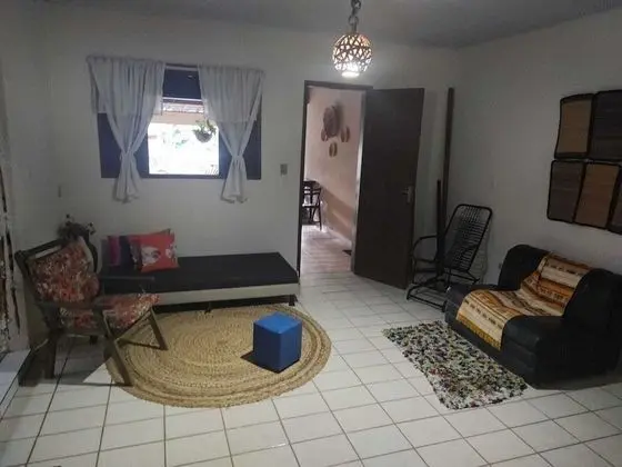 Quarto Duplo Económico - Prédio 2