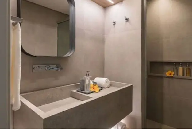 Superior Tek Büyük veya İki Ayrı Yataklı Oda