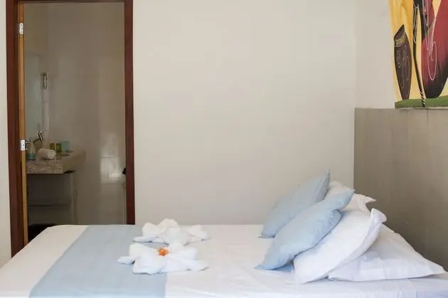 Deluxe Tek Büyük Yataklı Oda, Kısmi Deniz Manzaralı