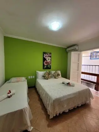 Üç Kişilik Oda