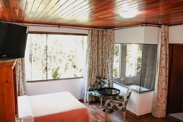 Suite com Banheira de Hidromassagem