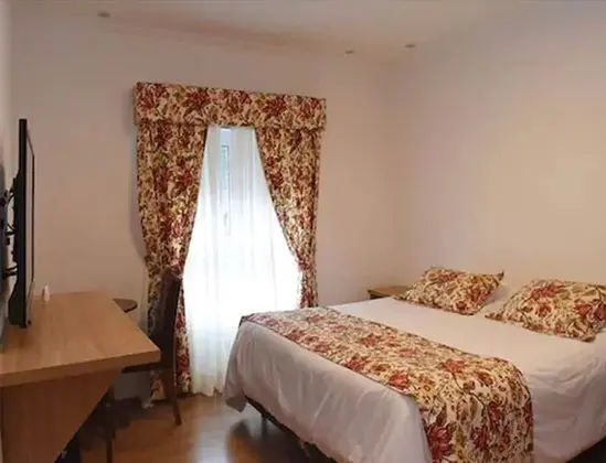 Luxury Tek Büyük veya İki Ayrı Yataklı Oda