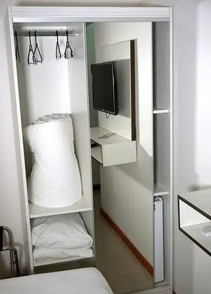 Economy Tek Büyük Yataklı Oda