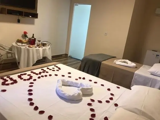 Standard Dört Kişilik Oda, Göl Manzaralı