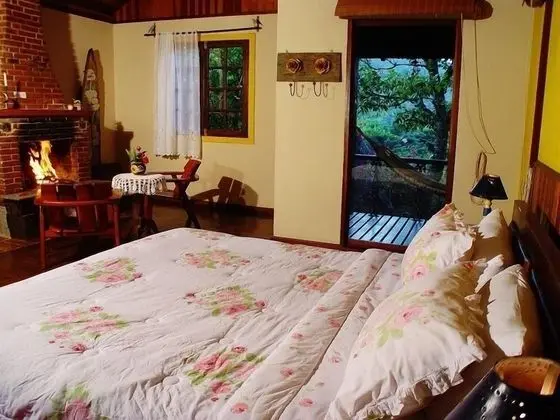 Romantic Tek Büyük Yataklı Oda (Chalé Rosas)