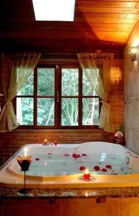 Romantic Tek Büyük Yataklı Oda (Chalé Rosas)