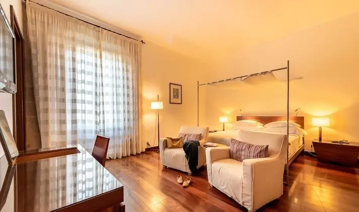 Standard Tek Büyük Yataklı Oda