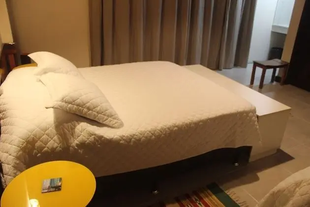 Superior Apart Daire, Havuz Manzaralı