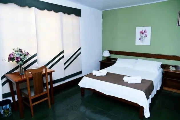 Tek Büyük Yataklı Oda