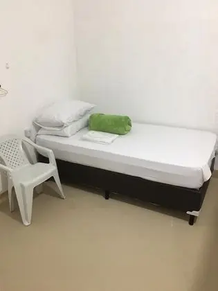 Ortak Ranzalı Oda, 3 Tek Kişilik Yatak