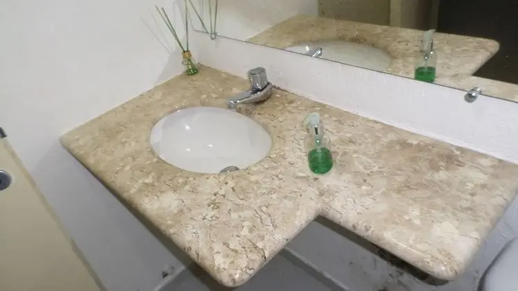 Ortak Ranzalı Oda, 3 Tek Kişilik Yatak